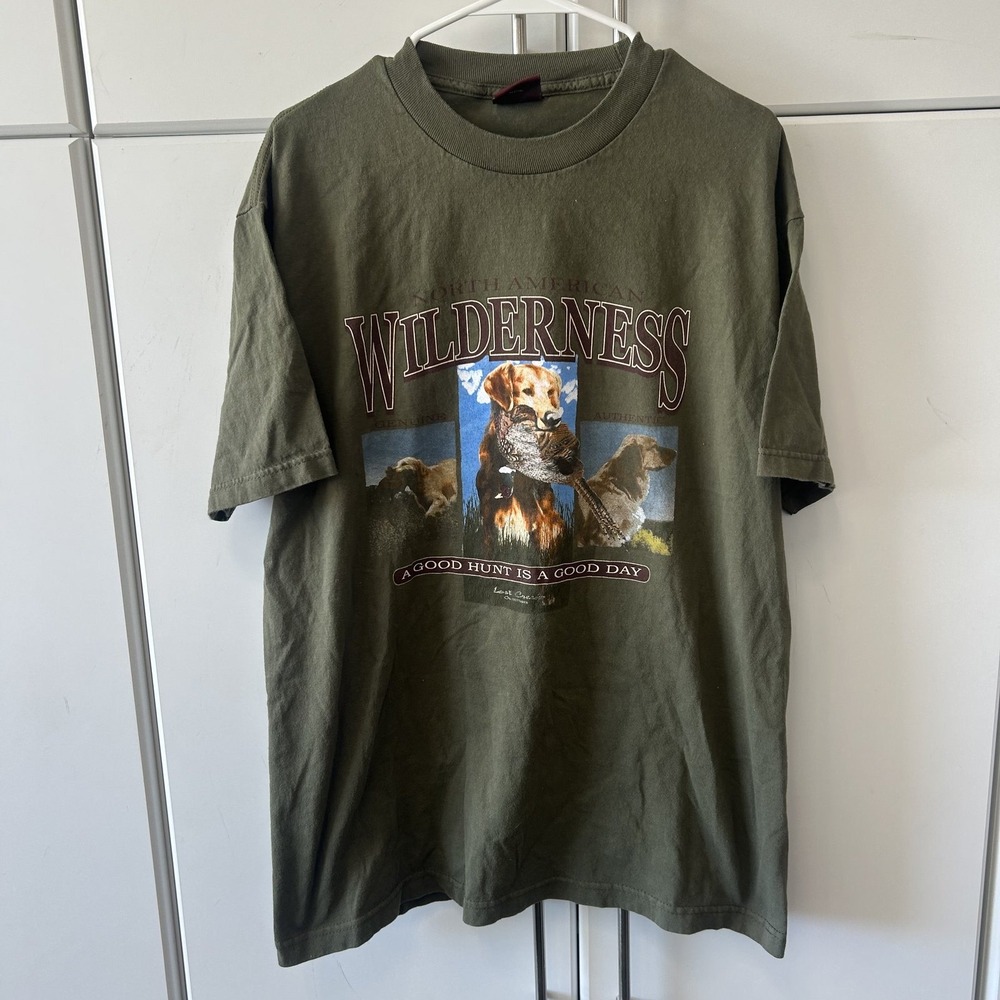 Lost Creek Outfitters North American Wilderness Hunting Dog Graphic T-Shirt L